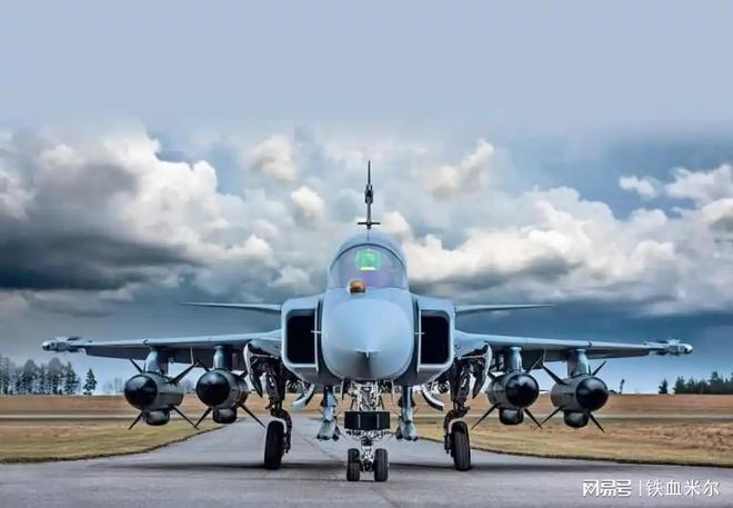 国歼10CE而选了瑞典战机有3个原因凯发天生赢家实锤！泰国最终没有购买中(图2)